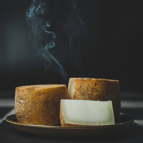 Tomme de brebis fumée